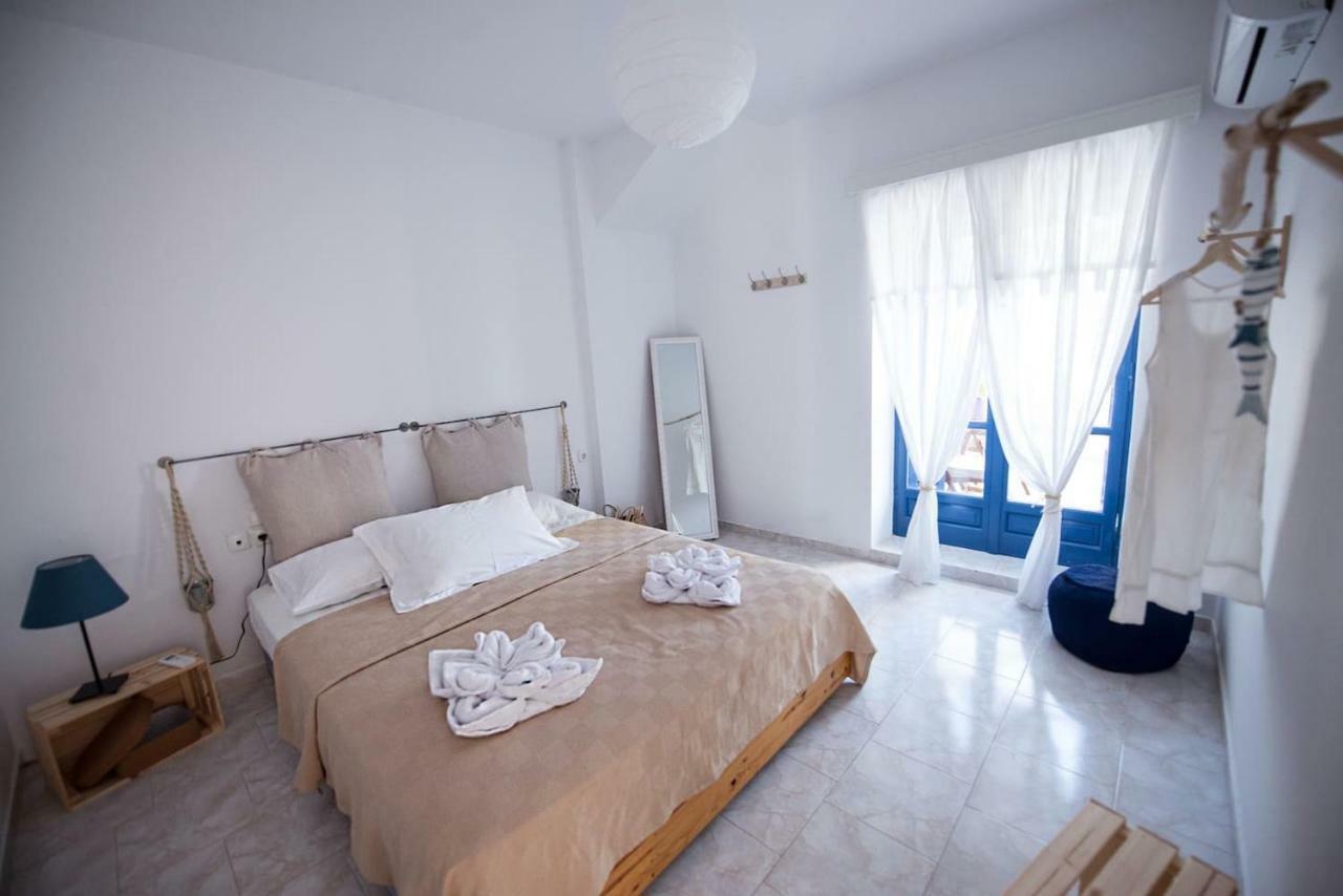 Aquarella-stylish Veranda In Centre Of Appartement Poros Town